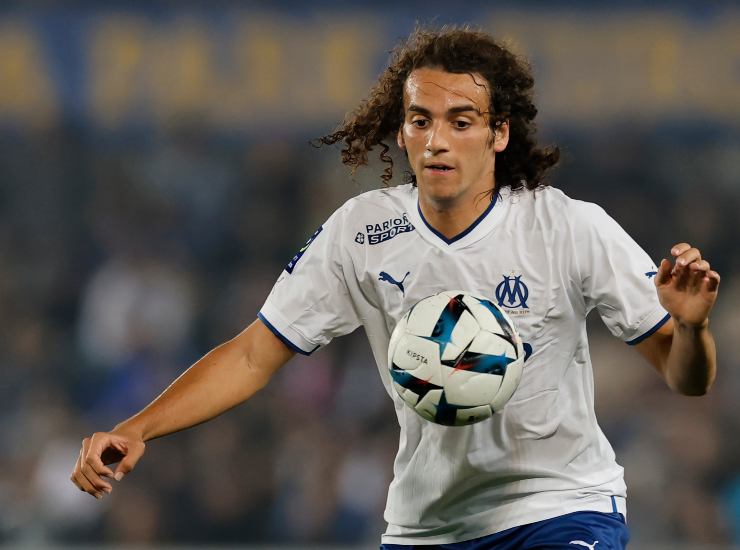 Sarri vuole Guendouzi alla Lazio: lo preferisce a Samardzic