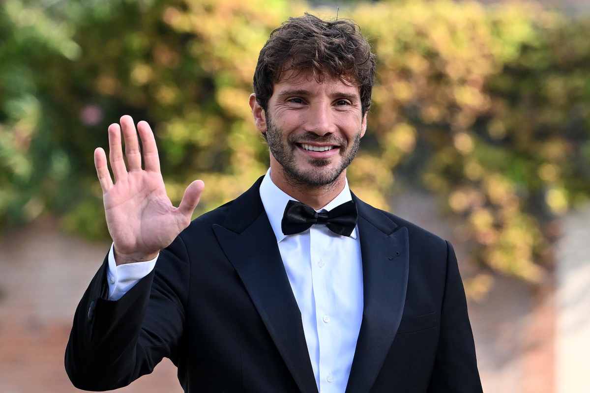 Stefano De Martino, in vacanza senza Belen Rodriguez