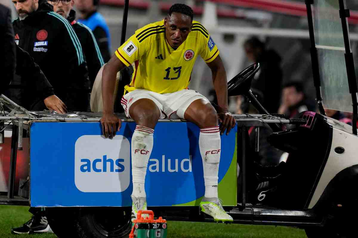 Yerry Mina KO con la Colombia