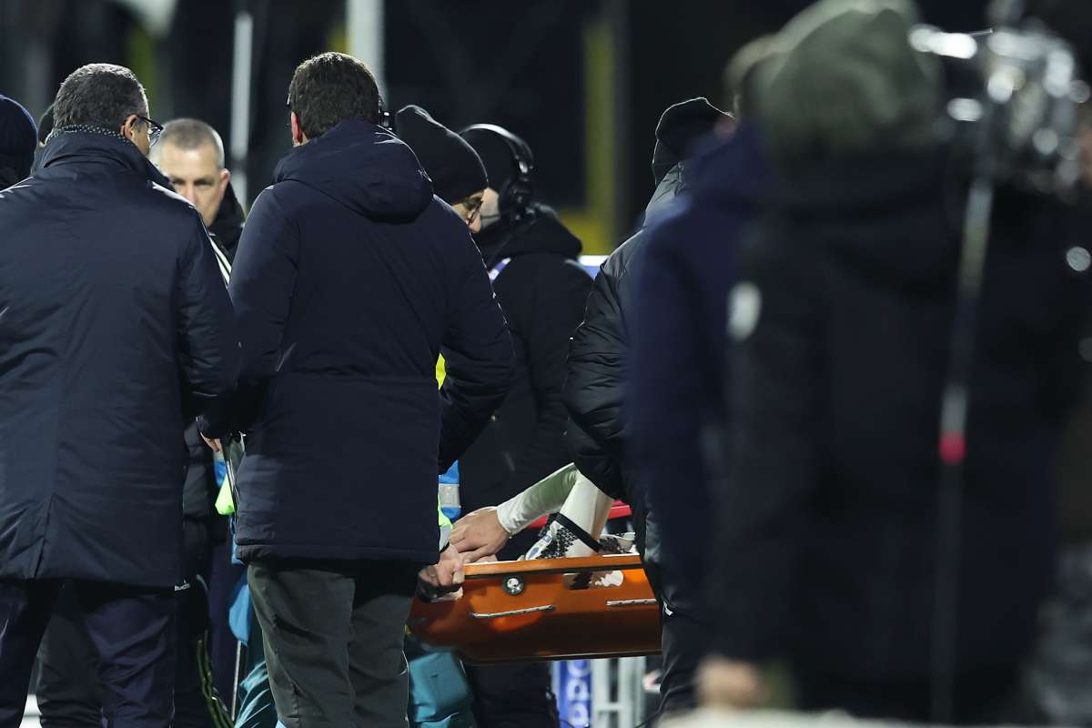 Sull’infortunio di Pogba non abbiamo informazioni dirette. Fortunatamente si parla di infortunio non grave. Ipotizzabile un rientro dopo la sosta. E’ probabile che questo problema sia legato al primo infortunio, ma difficile dirlo con certezza. Si è fatto male nel ritiro dello scorso anno e da allora la sua scelta sbagliata lo ha portato ad avere problemi tutta la stagione e adesso ha tutta una serie di problemi collaterali. Questo va a minare la continuità di cui ha bisogno”