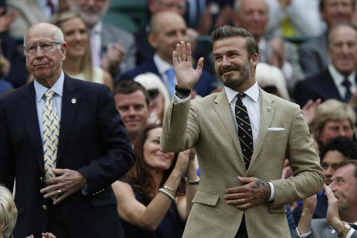Beckham ricorda Bobby Charlton