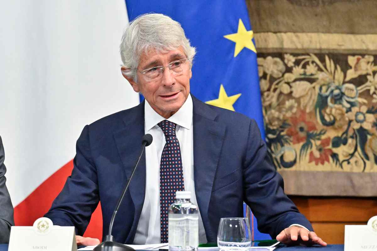 "A Roma prima la Lazio", il Ministro accende la bufera