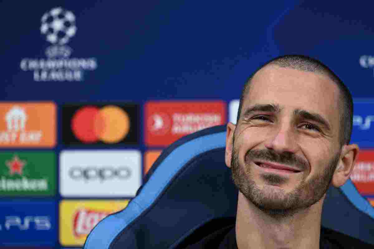 Bonucci preso in giro se la ride