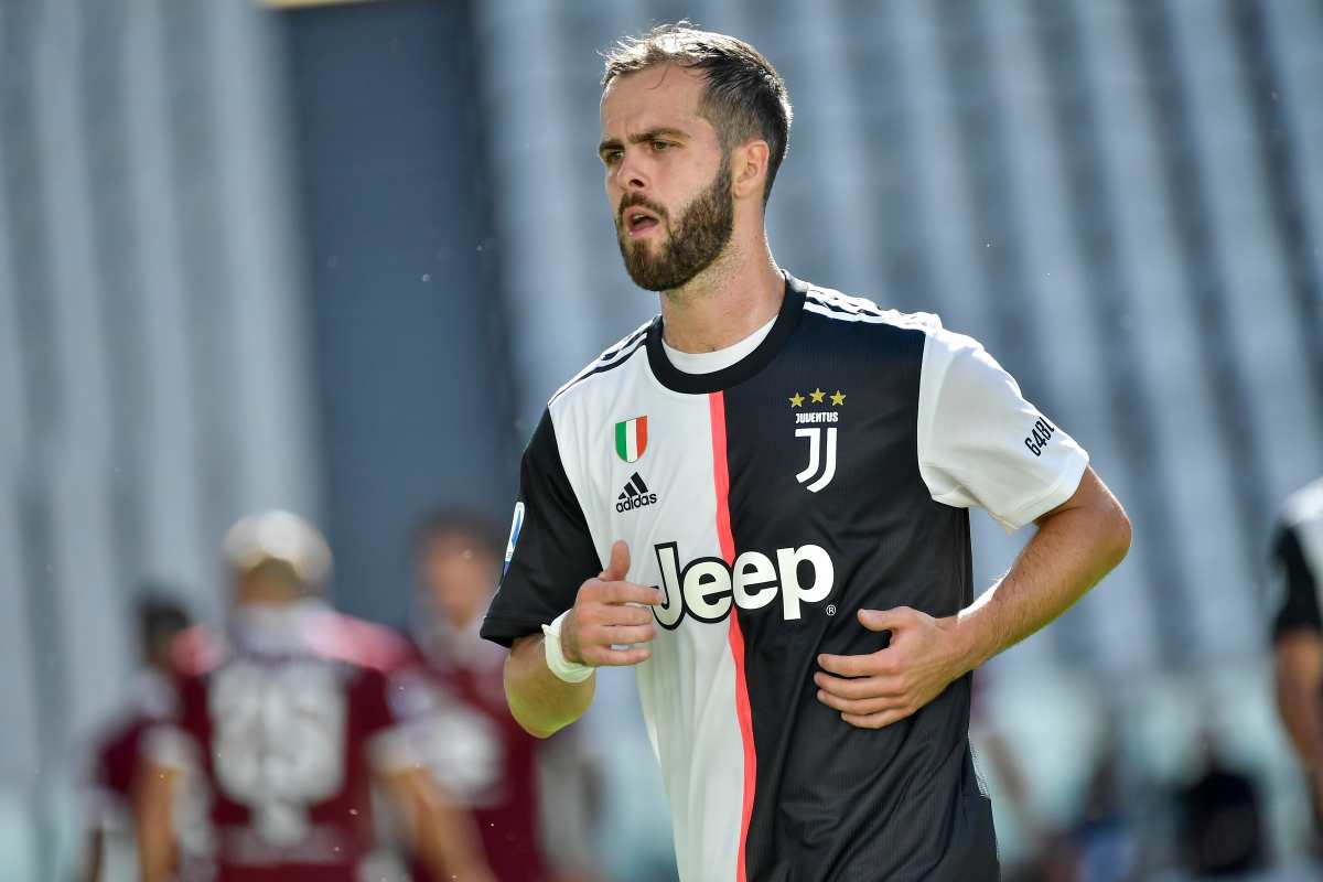 Novità per l'ex Juventus: si ritira